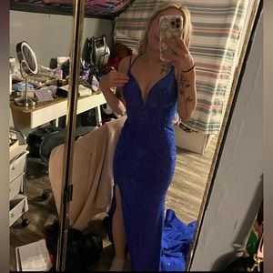 Amarra 87219 dress. never worn. decide perfect condition. size 00.